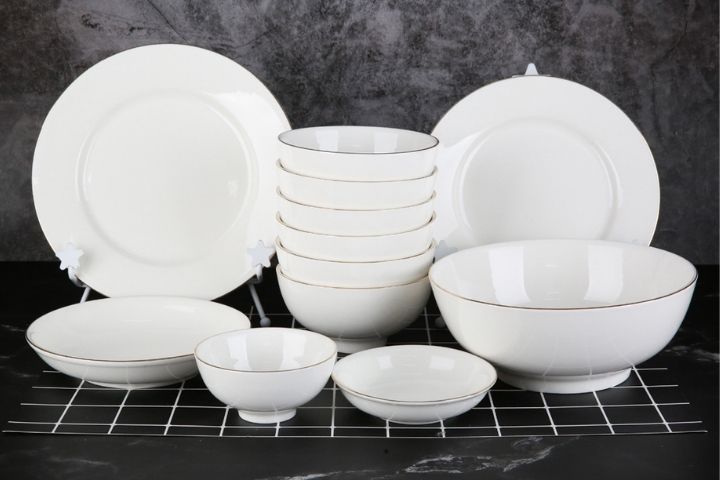 Quà lưu niệm tặng khách hàng bằng đĩa sứ
