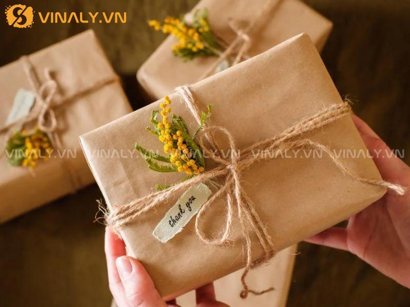 Quà tặng bạn thân