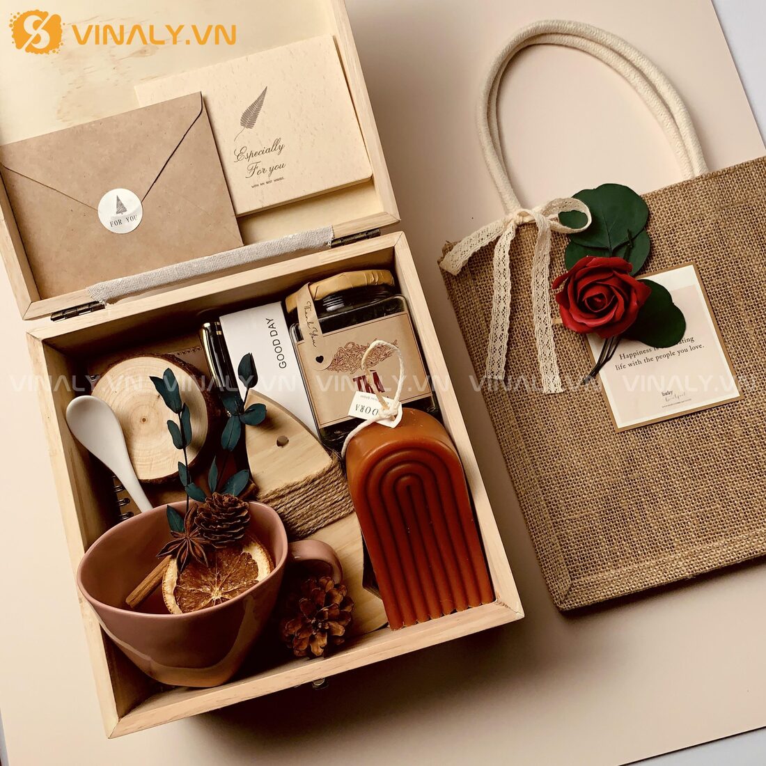 QT-M13 | STAR BOX (HỘP NGÔI SAO) – QUÀ TẶNG NGÔI SAO ĐẶC BIỆT QUAN TRỌNG