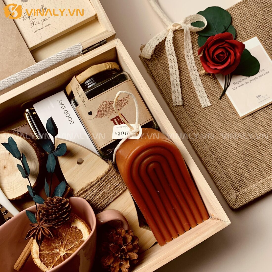 QT-M13 | STAR BOX (HỘP NGÔI SAO) – QUÀ TẶNG NGÔI SAO ĐẶC BIỆT CHẤT LƯỢNG