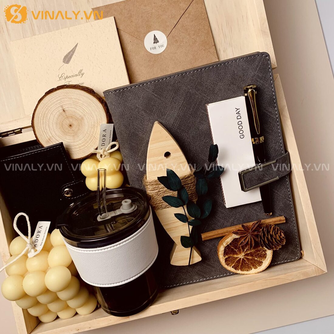 QT-M17 | DELIGHT BOX (HỘP HÂN HOAN) – QUÀ TẶNG VĂN PHÒNG PHẨM CAO CẤP CHẤT LƯỢNG