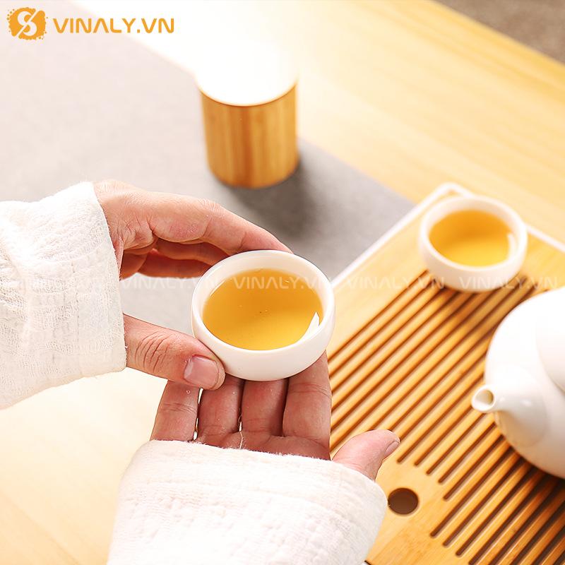 BẠCH VÂN - BỘ BÌNH TRÀ CÓ TÚI ĐỰNG ĐI DU LỊCH TÔNG TRẮNG 11 Bộ bình trà có túi đựng du lịch tông trắng