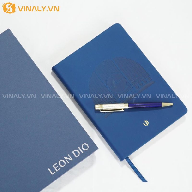 DISCOVERY - SET SỔ BÚT KÝ QUÀ TẶNG DOANH NGHIỆP TÔNG XANH 10 DISCOVERY - SET SỔ BÚT KÝ QUÀ TẶNG DOANH NGHIỆP SANG TRỌNG