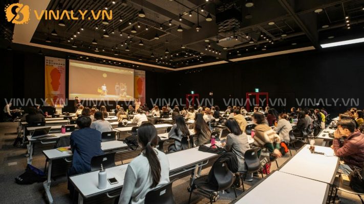 10+ ý tưởng quà tặng hội nghị ấn tượng và chuyên nghiệp 2 Hội nghị thường được tổ chức vào những dịp nào?