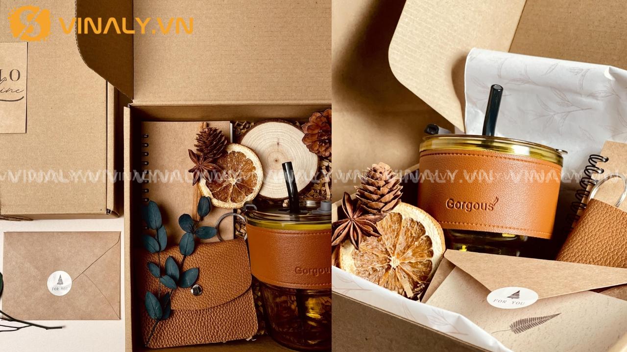 Top 4 Set Quà Tặng Doanh Nghiệp 20/10 Độc Đáo 1 Set Quà Tặng Doanh Nghiệp 20/10 - Glow Box