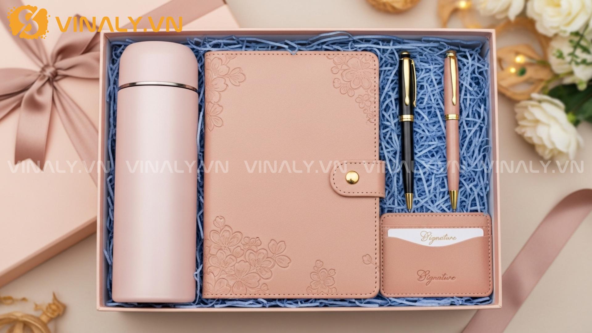 Joy Box hộp quà hữu ích cho doanh nghiệp 3 Gợi ý các set joy box hộp quà hữu ích dịp 20/10