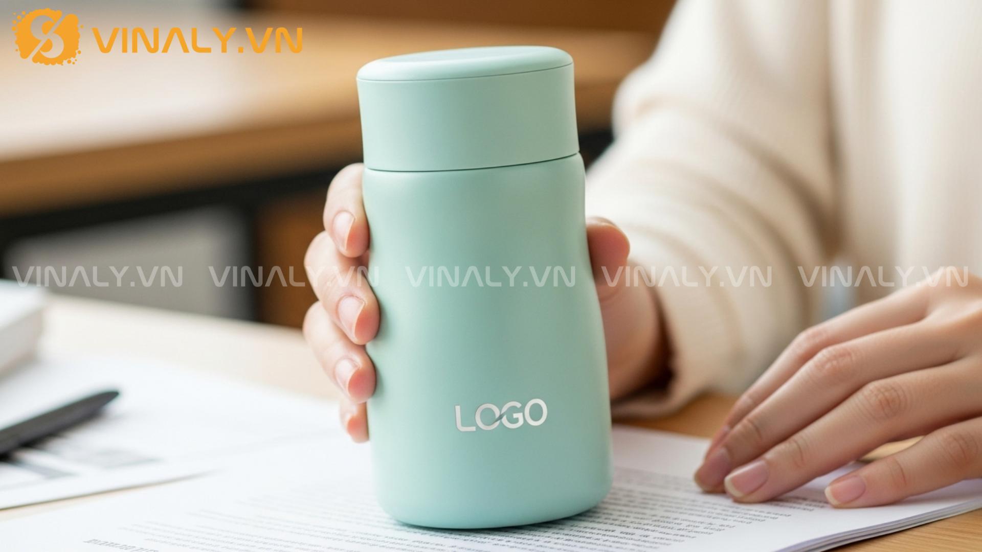 Bình giữ nhiệt in logo doanh nghiệp – Quà tặng 20/10 thiết thực 6 Bình giữ nhiệt mini thời trang, nhỏ gọn dễ mang theo