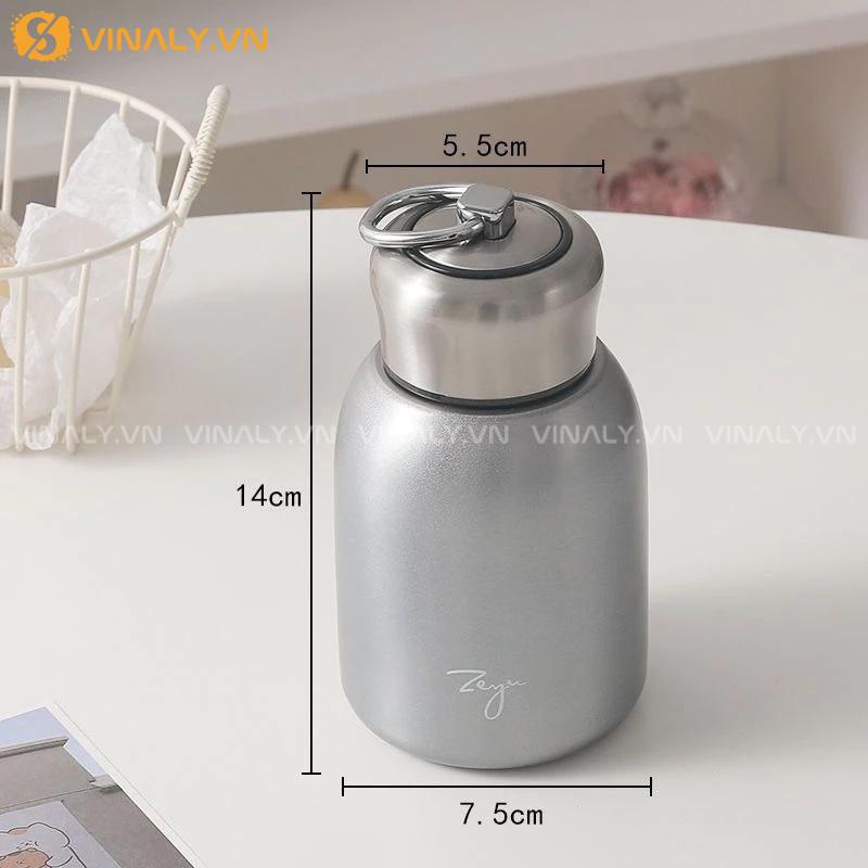 BGN-IN-09-01 | BÌNH GIỮ NHIỆT INOX GIÁ RẺ MINI CÓ QUAI XÁCH 300ML THIẾT KẾ TỐI GIẢN 18 Kích thước nhỏ gọn, thuận tiện mang theo mọi lúc, mọi nơi
