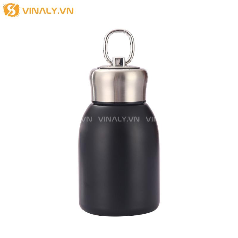 BGN-IN-09-01 | BÌNH GIỮ NHIỆT INOX GIÁ RẺ MINI CÓ QUAI XÁCH 300ML THIẾT KẾ TỐI GIẢN 17 Bình Giữ Nhiệt Inox Mini 300ml - Màu đen