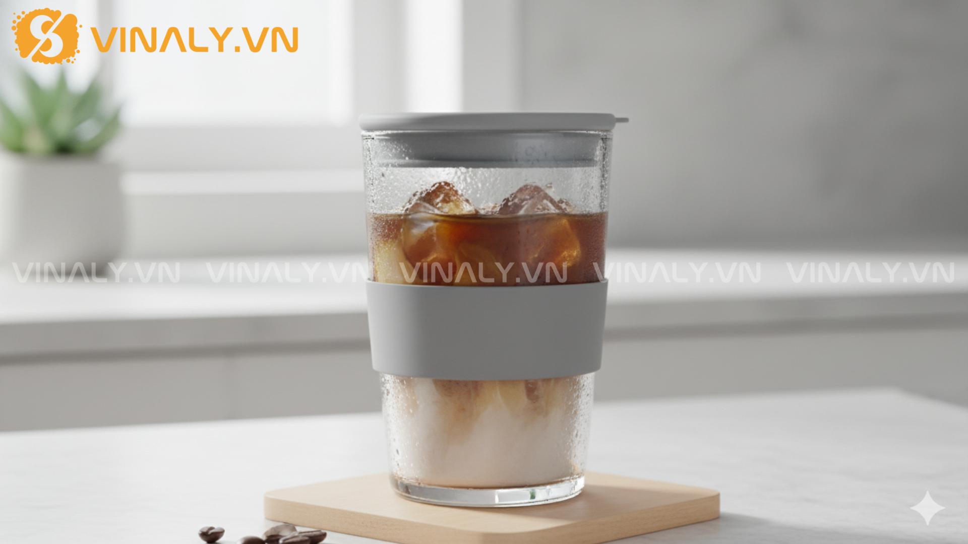 8 Gợi ý ly có nắp đậy cho văn phòng cực tiện lợi 5 Ly thủy tinh nắp silicon – trong suốt, dễ quan sát