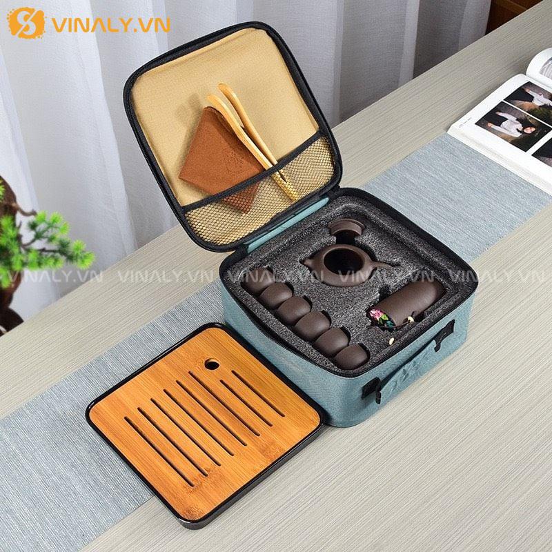 Vinaly.vn - Công Xưởng Quà Tặng Doanh Nghiệp 694 BỘ ẤM TRÀ DU LỊCH TỬ SA 10 MÓN KÈM TÚI ĐỰNG TIỆN LỢI ĐẸP