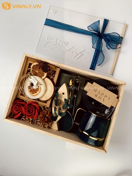 QUÀ TẶNG DOANH NGHIỆP