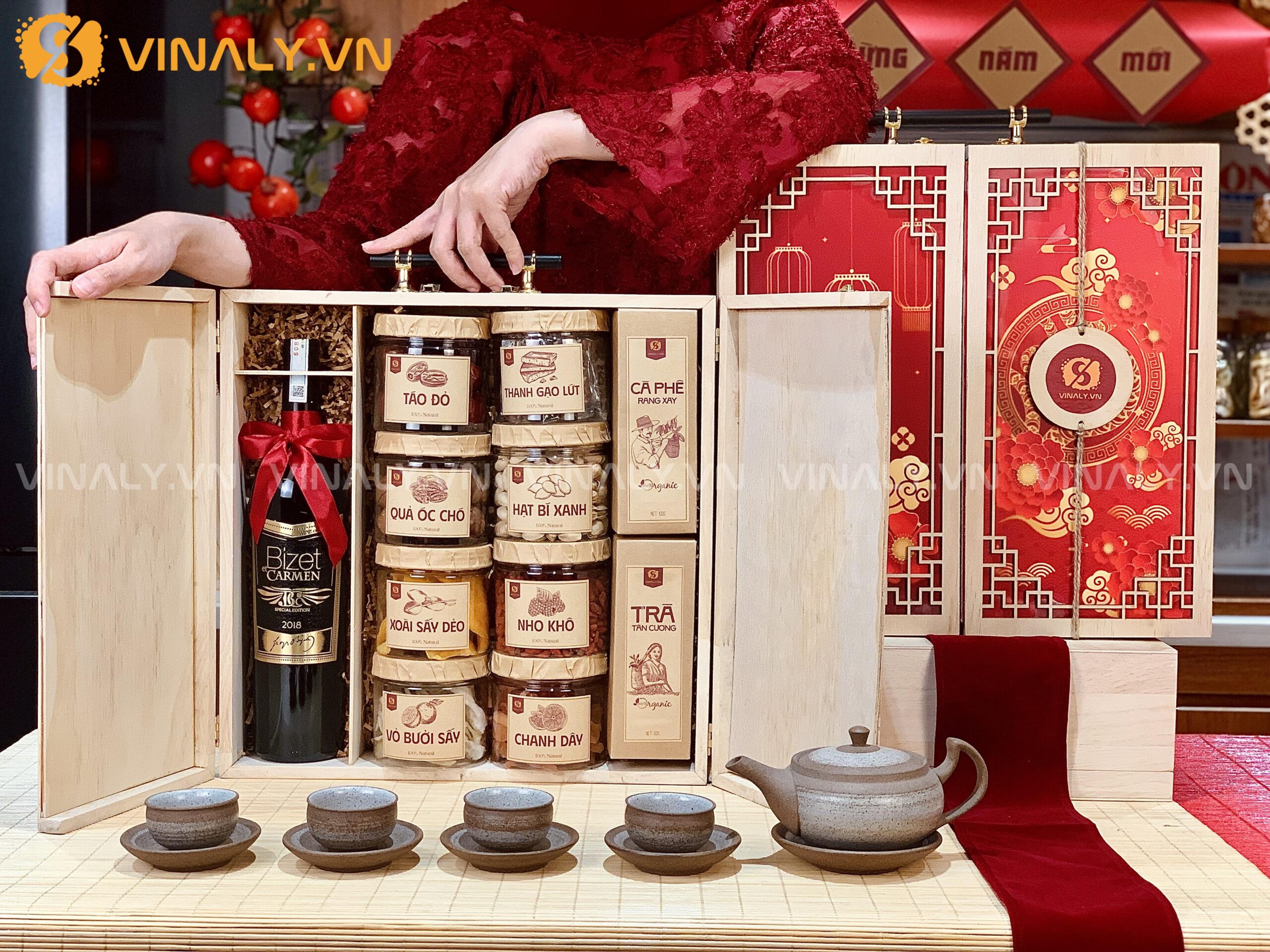 SQT-AK-03-01 | SET AN KHANG 3 TẶNG QUÀ TẾT CHO KHÁCH HÀNG