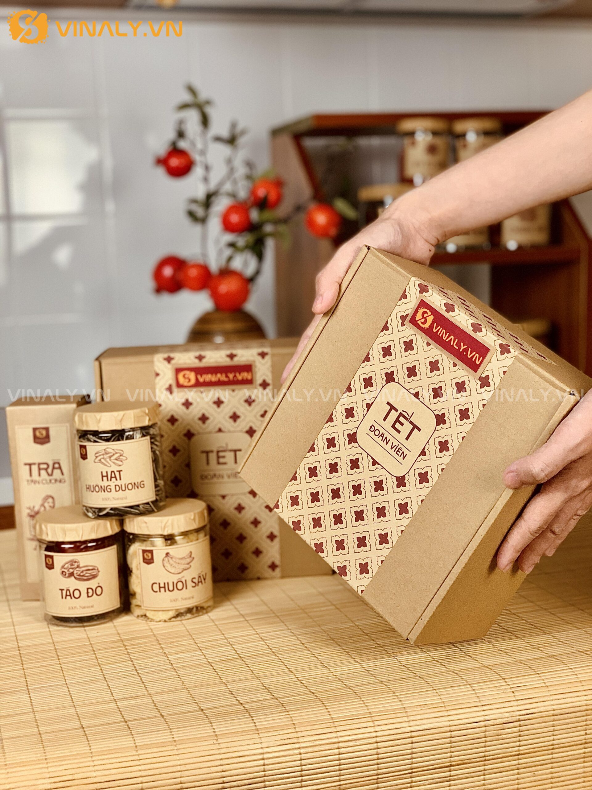 SQT-DV-01-01 | SET ĐOÀN VIÊN 1 - QUÀ TẾT GIÁ RẺ GIÁ TRỊ VƯỢT BẬC 17 SQT-DV-01-01 SET ĐOÀN VIÊN 1 - QUÀ TẾT GIÁ RẺ GIÁ TRỊ VƯỢT BẬC