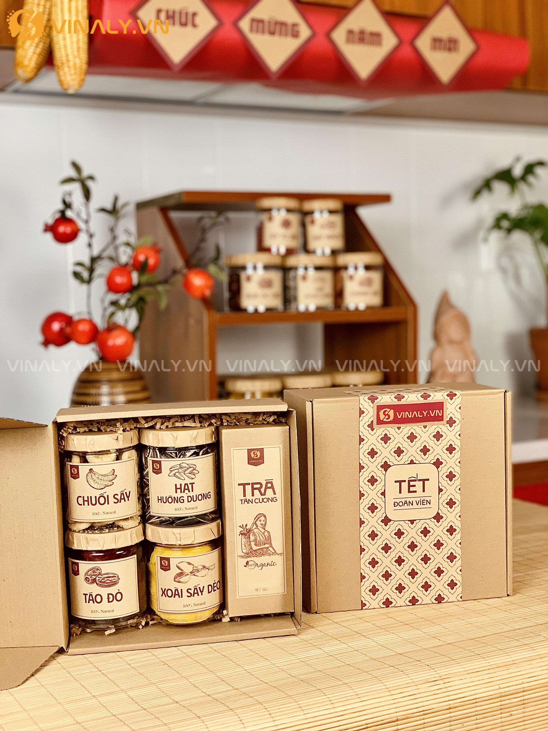 SQT-DV-01-01 | SET ĐOÀN VIÊN 1 - QUÀ TẾT GIÁ RẺ GIÁ TRỊ VƯỢT BẬC 18 SQT-DV-01-01 SET ĐOÀN VIÊN 1 - QUÀ TẾT GIÁ RẺ GIÁ TRỊ VƯỢT BẬC