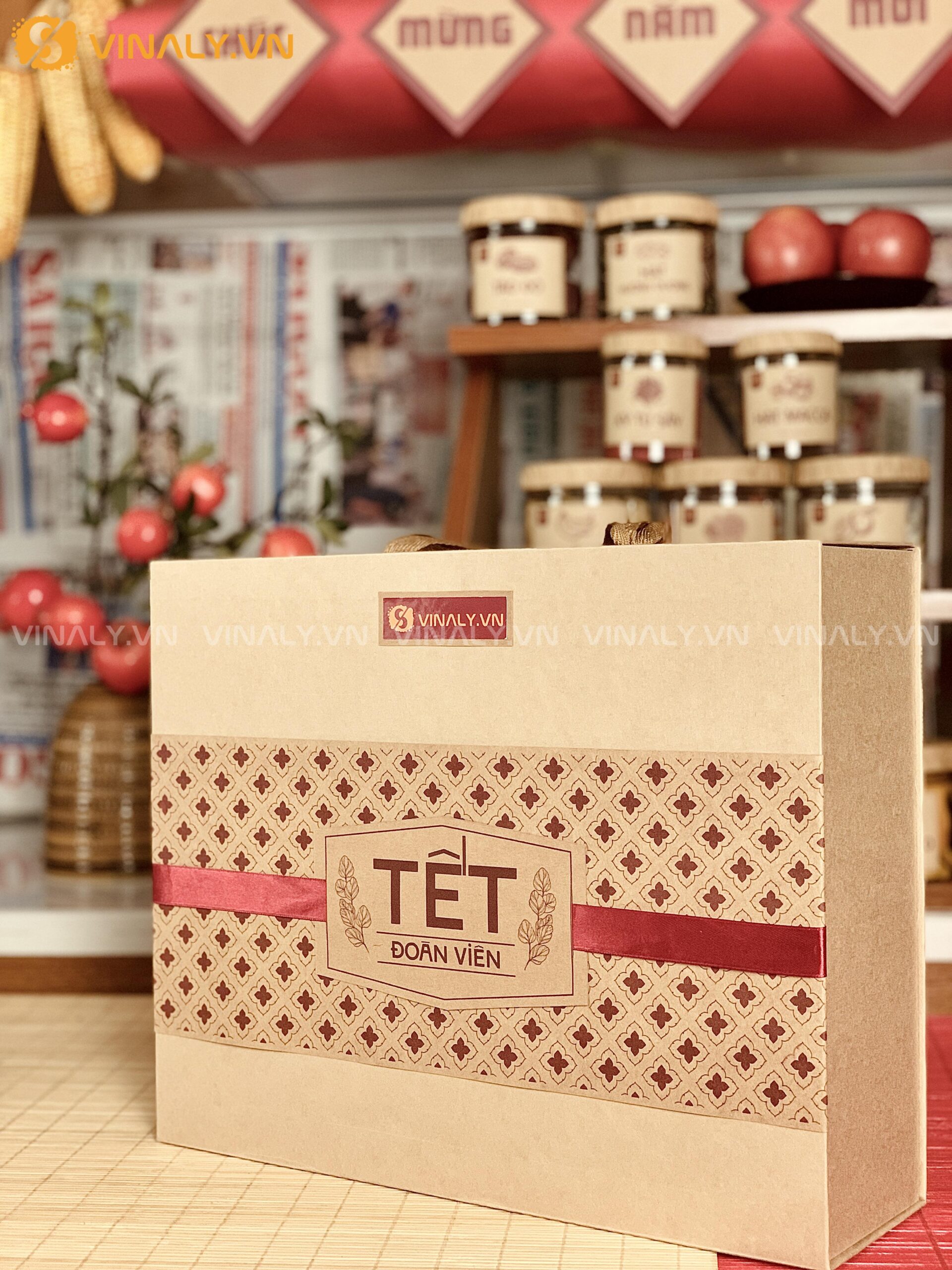 SQT-DV-03-01 | SET ĐOÀN VIÊN 3 - QUÀ TẾT CÔNG TY SANG TRỌNG 5 SQT-DV-03-01 SET ĐOÀN VIÊN 3 - QUÀ TẾT CÔNG TY SANG TRỌNG