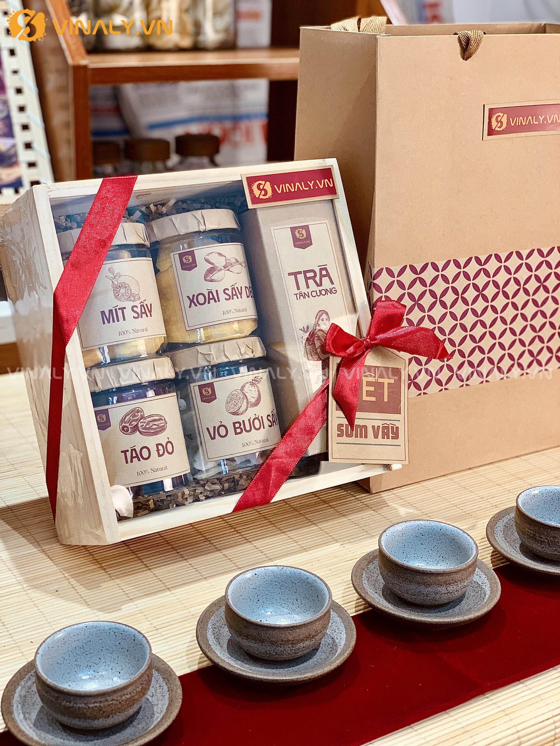 SQT-SV-01-01 SET SUM VẦY 1 - QUÀ TẾT CHO CÁN BỘ NHÂN VIÊN XUÂN 2026