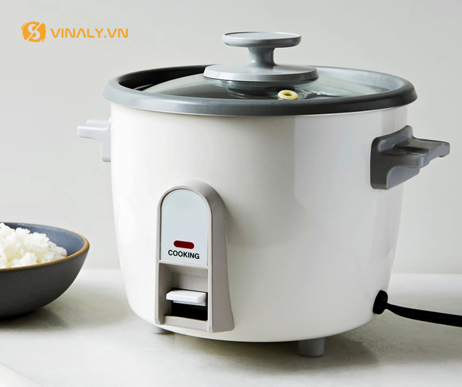 Đoàn viên được tặng nồi cơm điện sẽ cảm thấy ấm lòng và thêm yêu mến hơn nơi mà họ đang làm việc