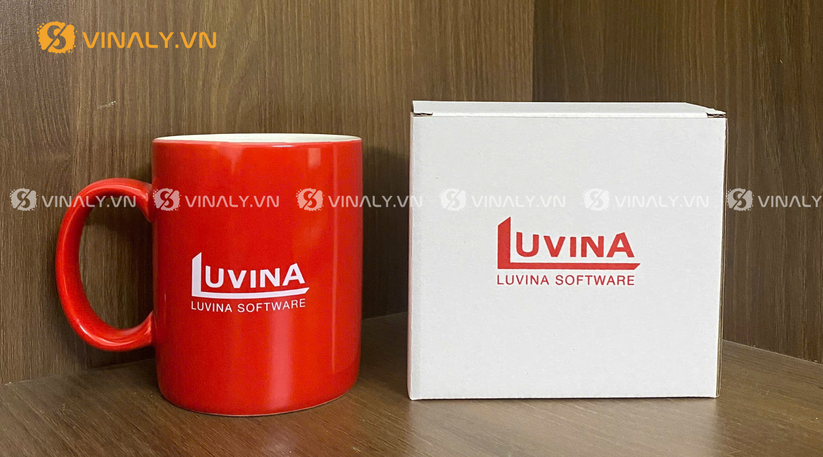 Ly sứ là món quà đơn giản nhưng rất thực tế