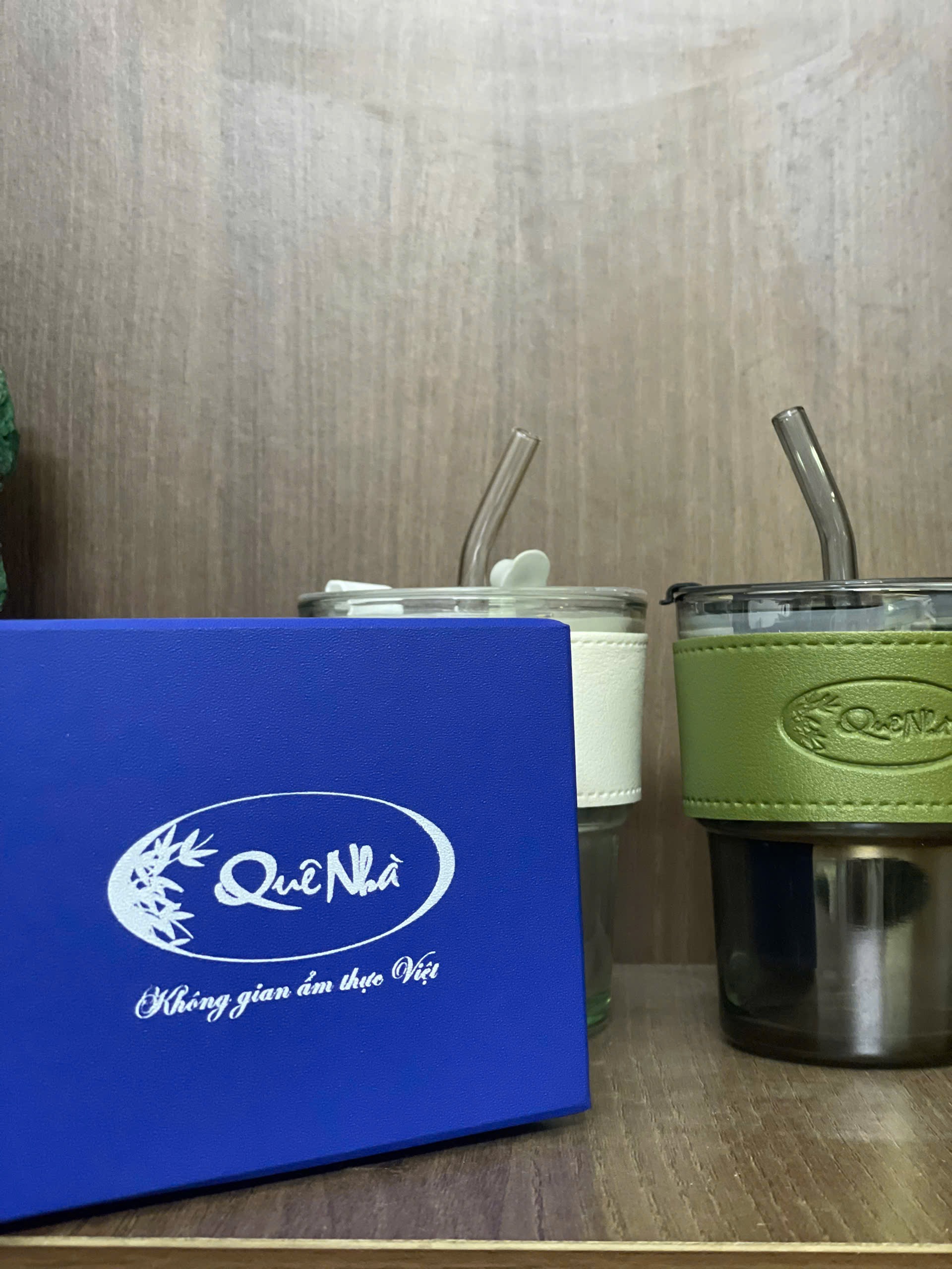 Mẫu ly thủy tinh in logo màu
