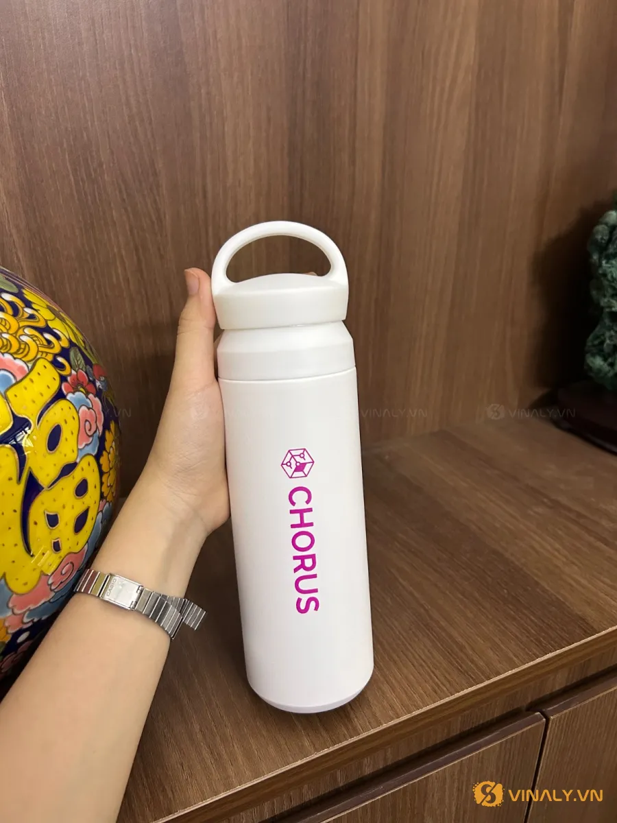 Quà Tặng Tất Niên Cho Nhân Viên Khác Gì Quà Tết? 5 Bình giữ nhiệt in logo doanh nghiệp vừa phải cho quà tất niên