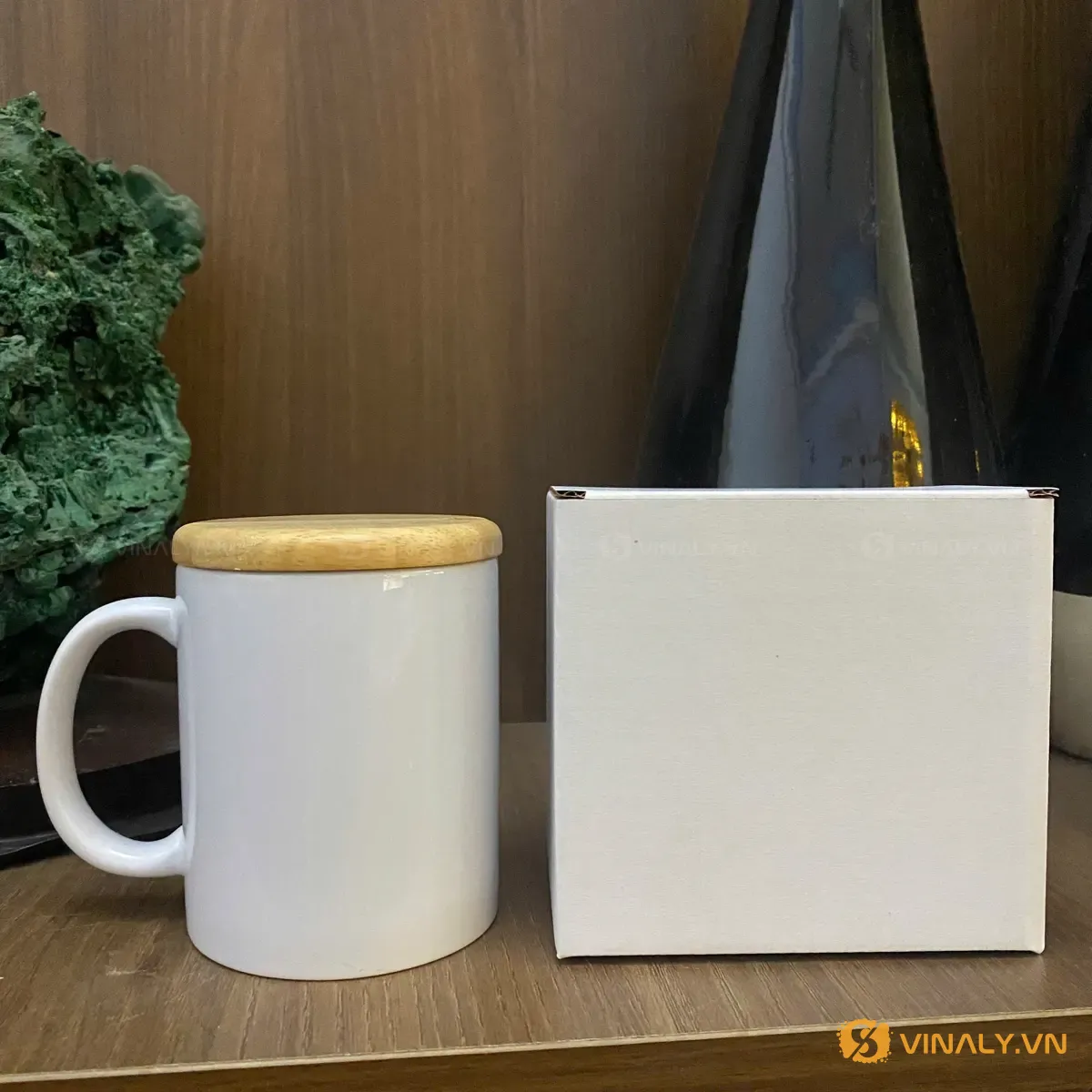 Hộp carton trắng trơn đựng ly sứ – loại hộp giấy thường chi phí thấp