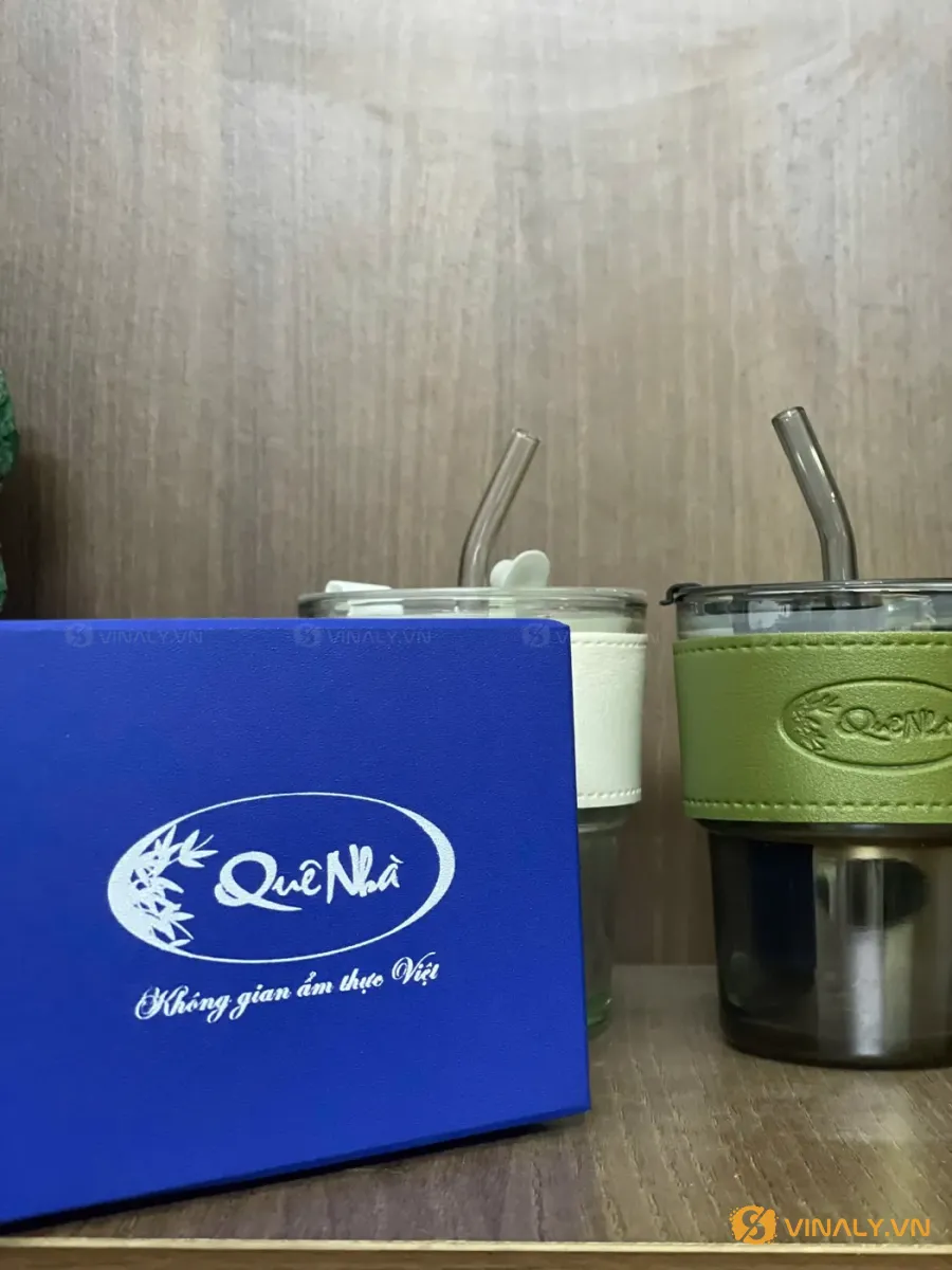 Set quà tri ân đối tác in logo doanh nghiệp đóng hộp quà cao cấp